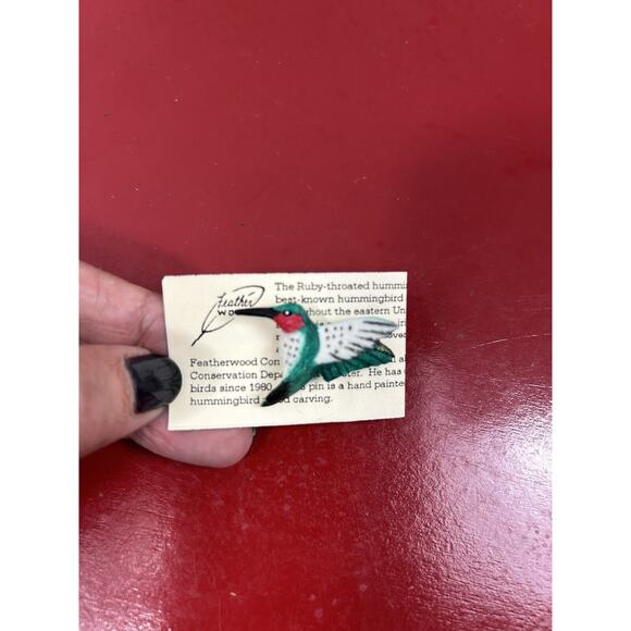 Hummingbird Handpainted Brooch Pin Vintage Artsy‎ Gift Handmade - Picture 1 of 5